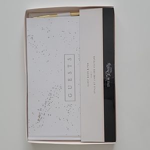 NWT Style Me Pretty Gold and White Guest Book with Pen